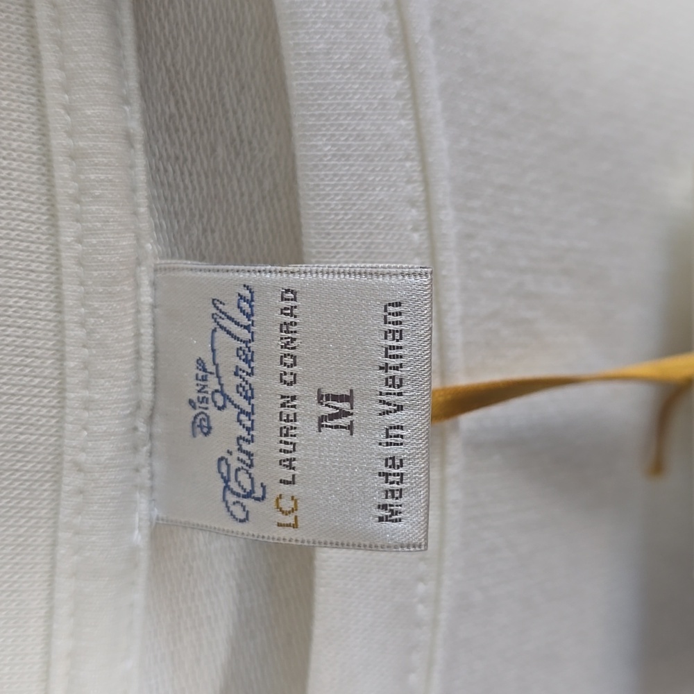 LC Lauren Disney Cinderella Sweater Top - Picture 2 of 7